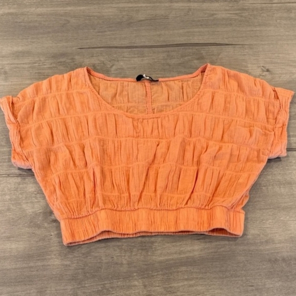 Dainty Hooligan By Final Touch Coral Textured Crop Top - Picture 1 of 5
